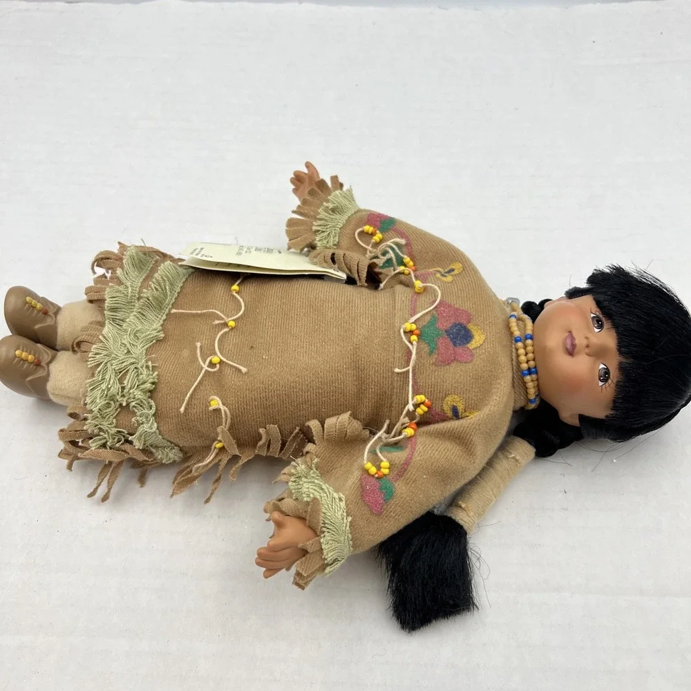 Sandy Dolls Native American Series Graceful Lily Seneca‎ Maiden 1998 12